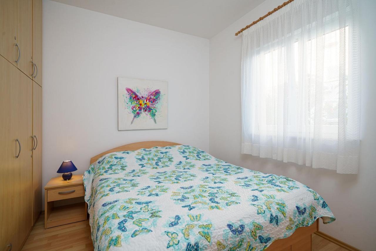 Apartmani Nedoklan スリマ エクステリア 写真